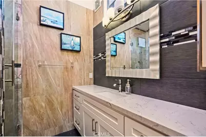 18334 Hiawatha Street, Porter Ranch, CA 91326 - Photo 27