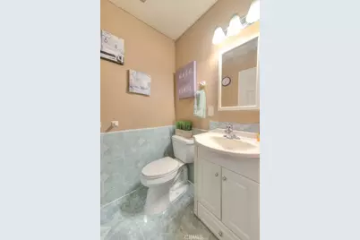 8723 Larkin Court, Riverside, CA 92503 - Photo 25