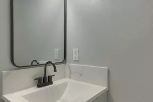 2027 E Aroma, West Covina, CA 91791 - Photo 27