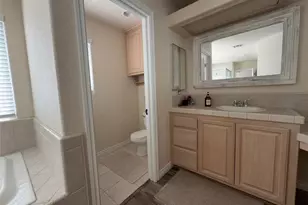 18285 Harbor Dr, Victorville, CA 92395 - Photo 19