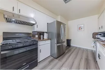 768 W H, Ontario, CA 91762 - Photo 17