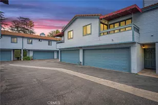 1255 N Los Robles Ave, Pasadena, CA 91104 - Photo 1