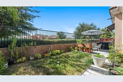 27368 Saginaw, Menifee, CA 92585 - Photo 29