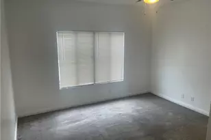 121 S Wilson, Pasadena, CA 91106 - Photo 17