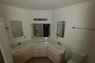 391 Montclair Dr, Big Bear City, CA 92314 - Photo 9