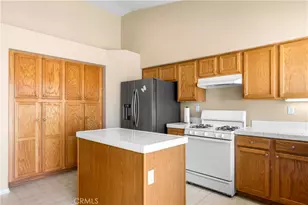 33455 Megan Ct, Lake Elsinore, CA 92530 - Photo 7