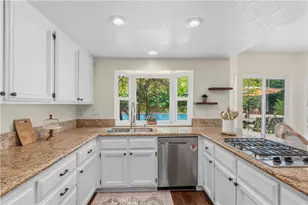 943 W 14th St, Upland, CA 91786 - Photo 17