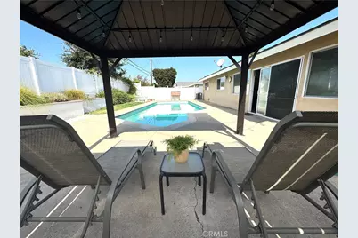 404 Juniper, Brea, CA 92821 - Photo 3