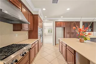 14075 Silent Stream Ct, Eastvale, CA 92880 - Photo 13