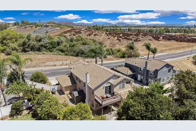 24907 Lincoln Avenue, Murrieta, CA 92562 - Photo 55