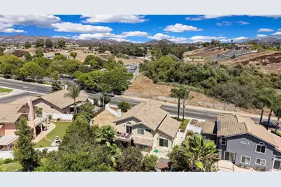 24907 Lincoln Avenue, Murrieta, CA 92562 - Photo 57