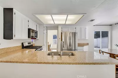 24907 Lincoln Avenue, Murrieta, CA 92562 - Photo 19