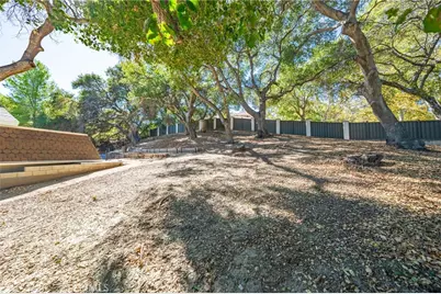 26251 Ravenhill Road, Canyon Country, CA 91387 - Photo 41