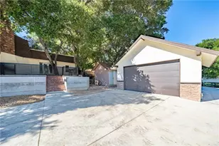 26251 Ravenhill Rd, Canyon Country, CA 91387 - Photo 43