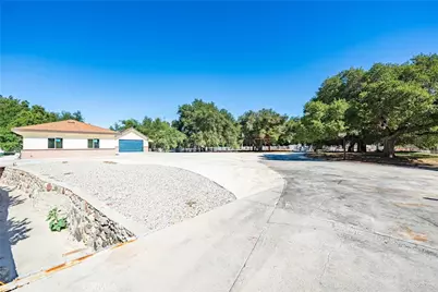 26251 Ravenhill Road, Canyon Country, CA 91387 - Photo 47