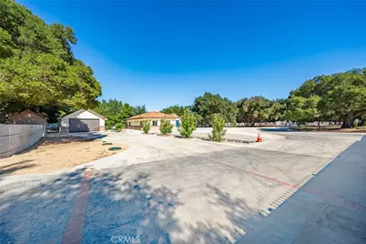 26251 Ravenhill Road, Canyon Country, CA 91387 - Photo 45