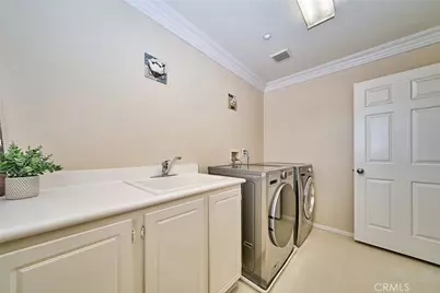 15592 Iron Spring Lane, Fontana, CA 92336 - Photo 35