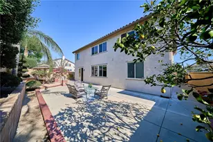 15592 Iron Spring Ln, Fontana, CA 92336 - Photo 39