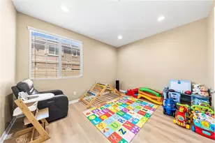 16425 Basswood, Fontana, CA 92336 - Photo 7