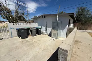 1047 W Ave H6, Lancaster, CA 93534 - Photo 17