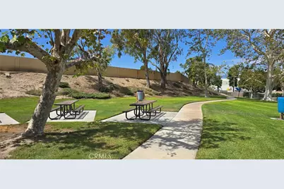 1961 Overland, Colton, CA 92324 - Photo 15