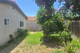 1961 Overland, Colton, CA 92324 - Photo 11