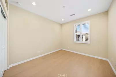 190 Crescent Moon, Irvine, CA 92602 - Photo 31