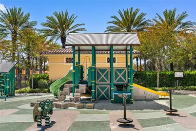 190 Crescent Moon, Irvine, CA 92602 - Photo 69