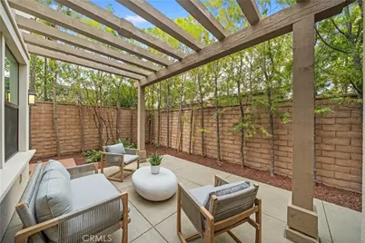 190 Crescent Moon, Irvine, CA 92602 - Photo 43