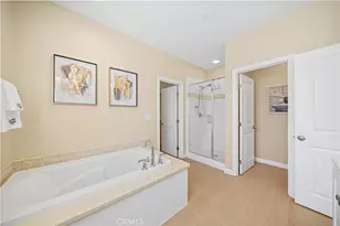 190 Crescent Moon, Irvine, CA 92602 - Photo 41