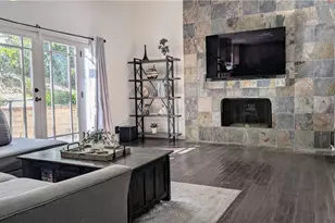 20224 Chapter, Woodland Hills, CA 91364 - Photo 13