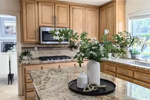 20224 Chapter, Woodland Hills, CA 91364 - Photo 11