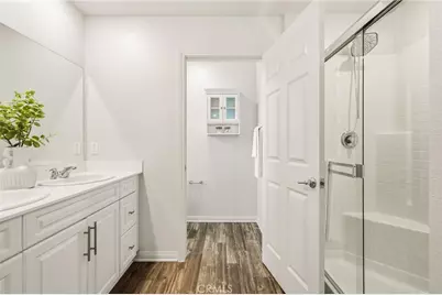 14700 Sherman Way, Van Nuys, CA 91405 - Photo 15