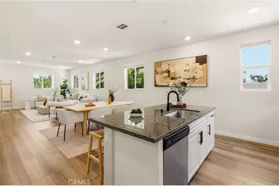 14700 Sherman Way, Van Nuys, CA 91405 - Photo 3