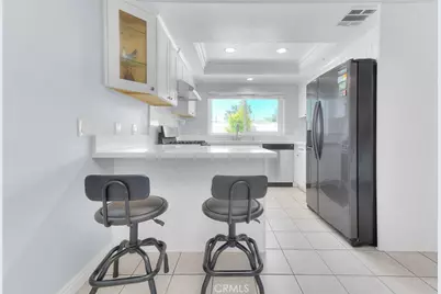 353 E Phillips, Pomona, CA 91766 - Photo 9