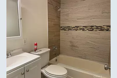 2101 S Sycamore, Santa Ana, CA 92707 - Photo 5