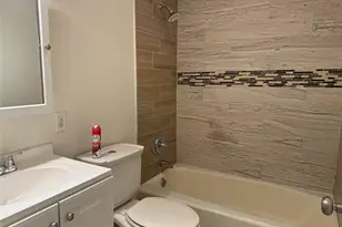 2101 S Sycamore, Santa Ana, CA 92707 - Photo 5