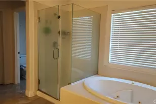 19820 Ellis Henry Ct, Newhall, CA 91321 - Photo 3
