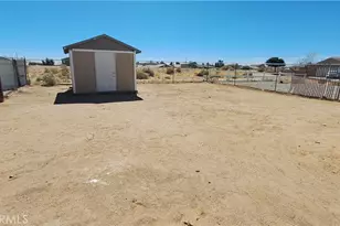 10450 Cimmeron Trail Dr, Adelanto, CA 92301 - Photo 15