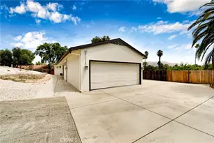 2128 Oak Crest, Riverside, CA 92506 - Photo 33