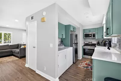 9571 Adams Avenue, Huntington Beach, CA 92646 - Photo 11