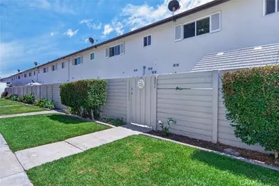 9571 Adams Avenue, Huntington Beach, CA 92646 - Photo 27