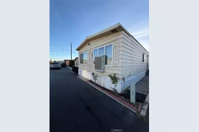 16473 Green Tree Blvd. #5, Victorville, CA 92395 - Photo 1