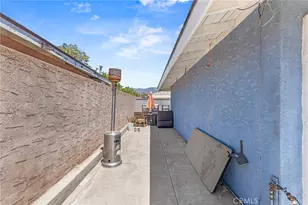 2402 W 1st, San Bernardino, CA 92407 - Photo 15