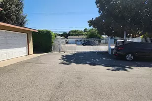 1573 J S Reservoir Street, Pomona, CA 91766 - Photo 17