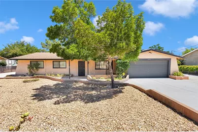 10387 Kern, Hesperia, CA 92345 - Photo 3