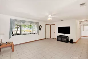 10387 Kern, Hesperia, CA 92345 - Photo 9