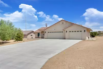 8823 Frontera Avenue, Yucca Valley, CA 92284 - Photo 3