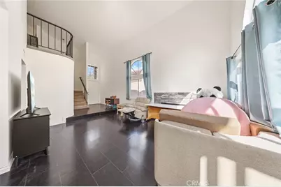 14311 Hillcrest Dr, Fontana, CA 92337 - Photo 5