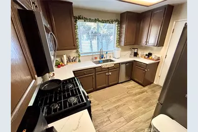 2522 W Calle Vista Drive, Rialto, CA 92377 - Photo 13